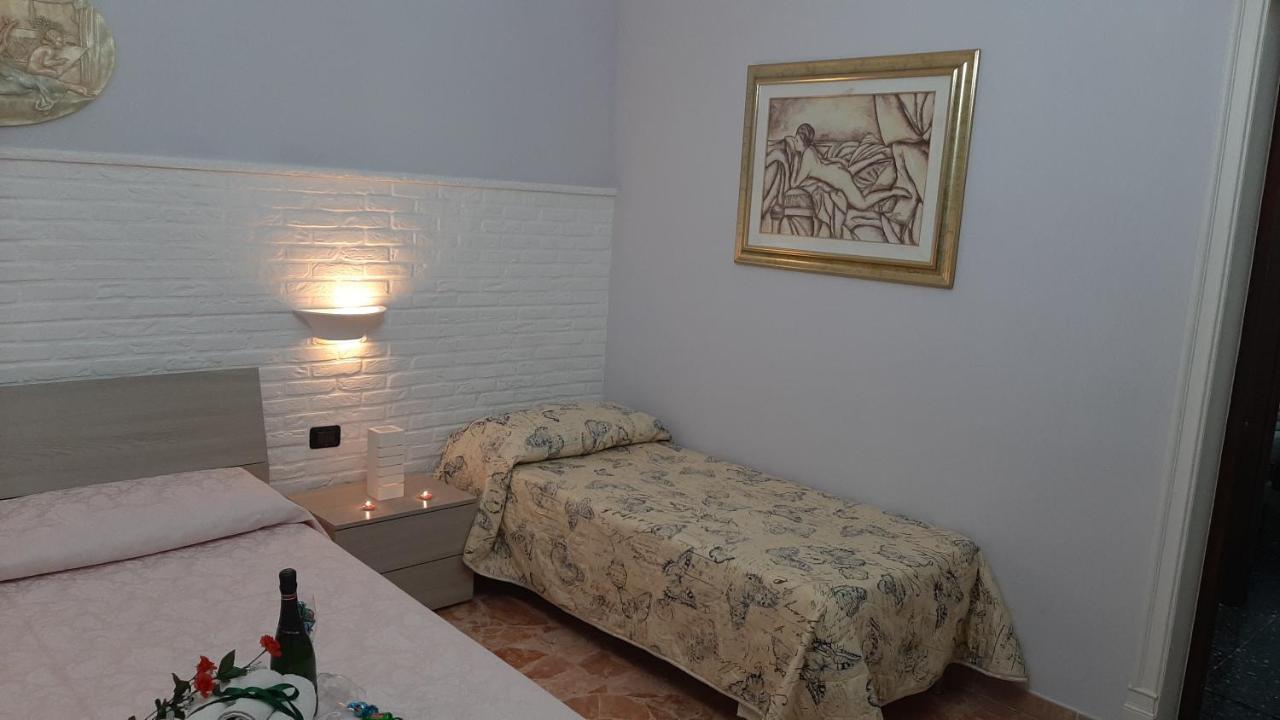Ferienwohnung Casa "Settima Essenza" Surbo Exterior foto